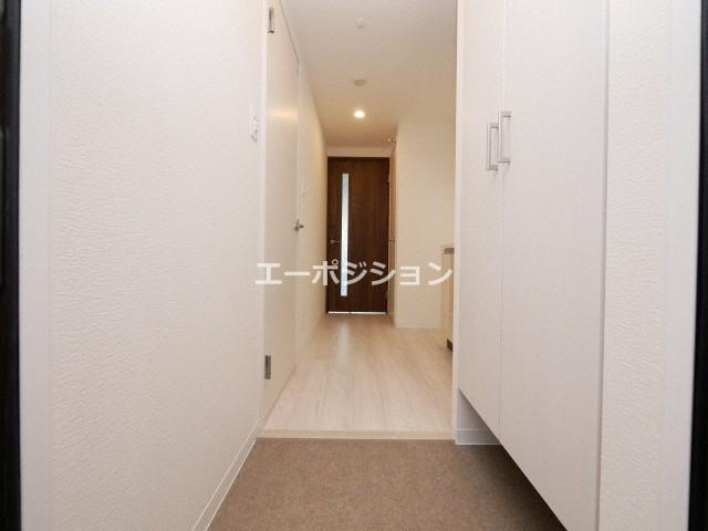 玄関　フォーリアライズ難波シエロ