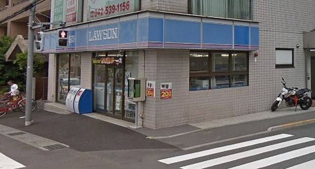 コンビニ　ローソン福生熊川店（コンビニ）まで108m