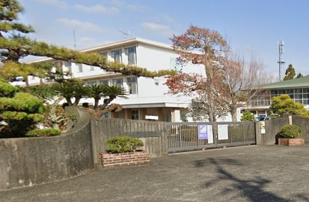 小学校　浜松市立花川小学校（小学校）まで1200m