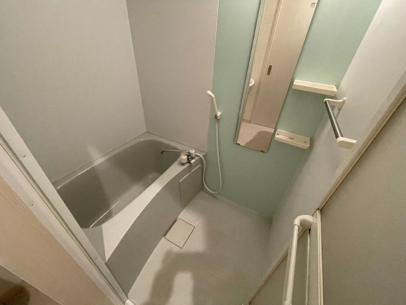 バス・シャワールーム　オシャレなお風呂