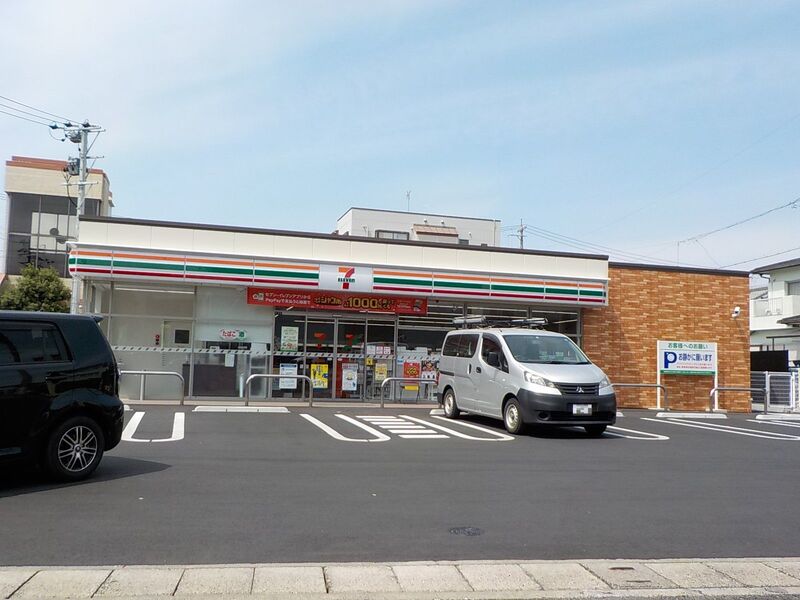 コンビニ　セブン-イレブン 浜松文丘店（コンビニ）まで377m