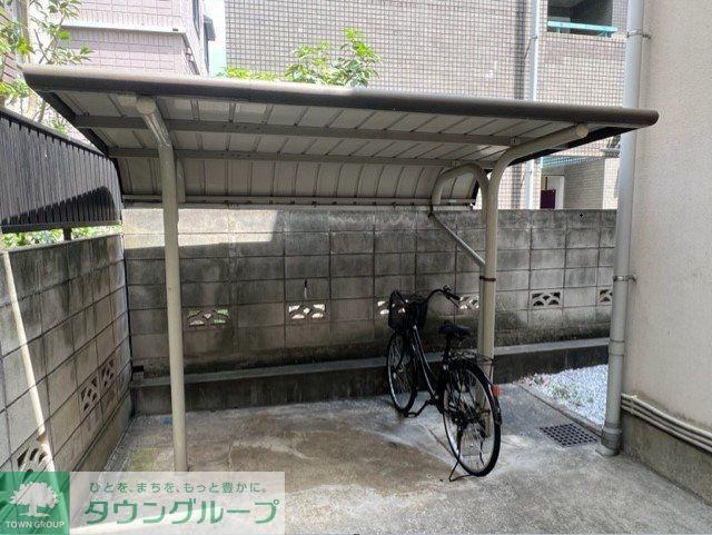 その他共有部分　駐輪場　自転車＆原付のみ駐輪可