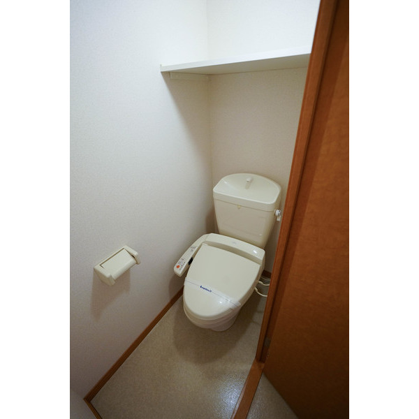 レオパレスAitherのトイレ写真