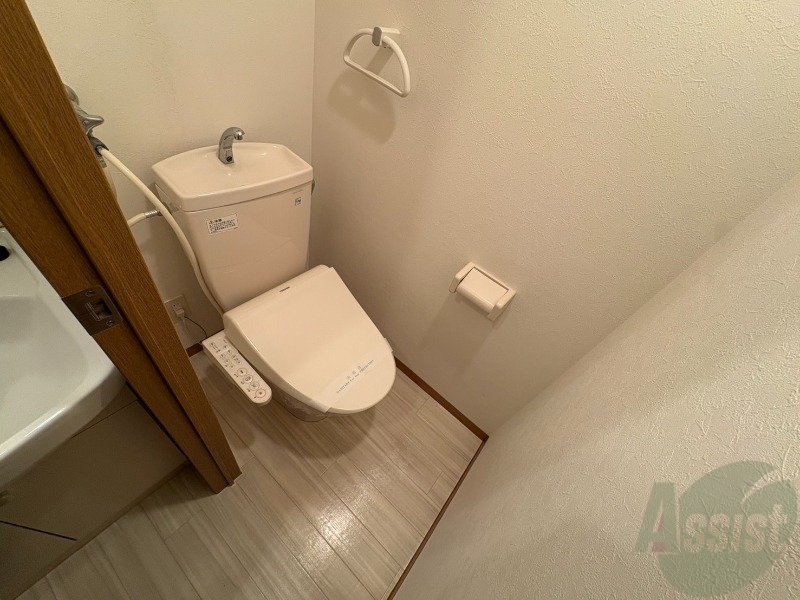 札幌市電 西線６条駅 徒歩6分 4階建 築23年のトイレ写真