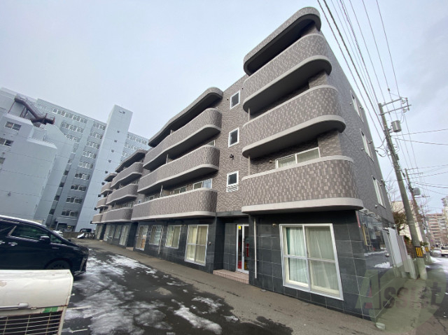 札幌市電 西線６条駅 徒歩6分 築23年