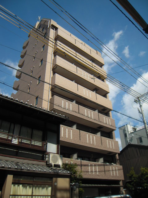 ベラジオ二条城前の外観写真