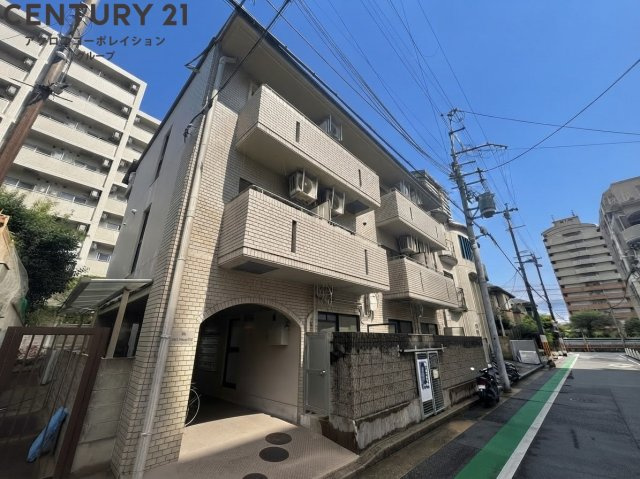 建物外観　敷地内に自転車置場あります！