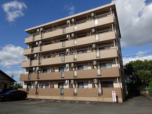 リアライズ掛川IIIの外観写真