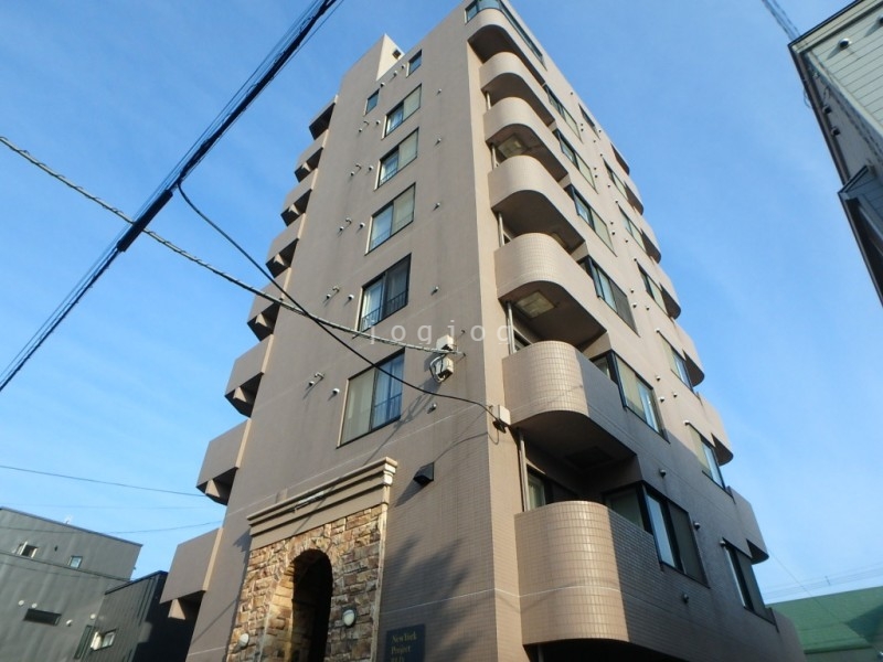 建物外観　ＮＹＰビル