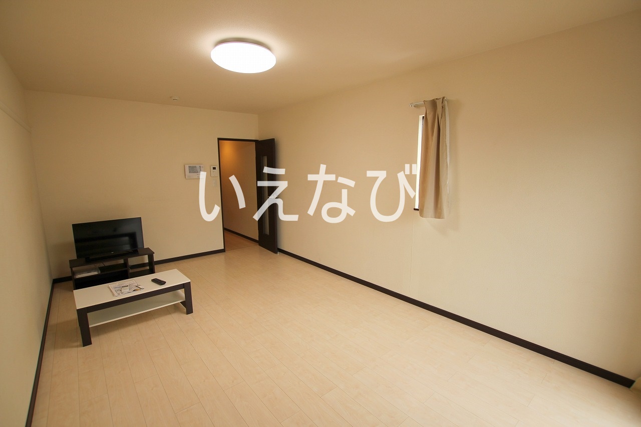 ＪＲ赤穂線 伊部駅 徒歩9分 2階建 築13年の居間写真