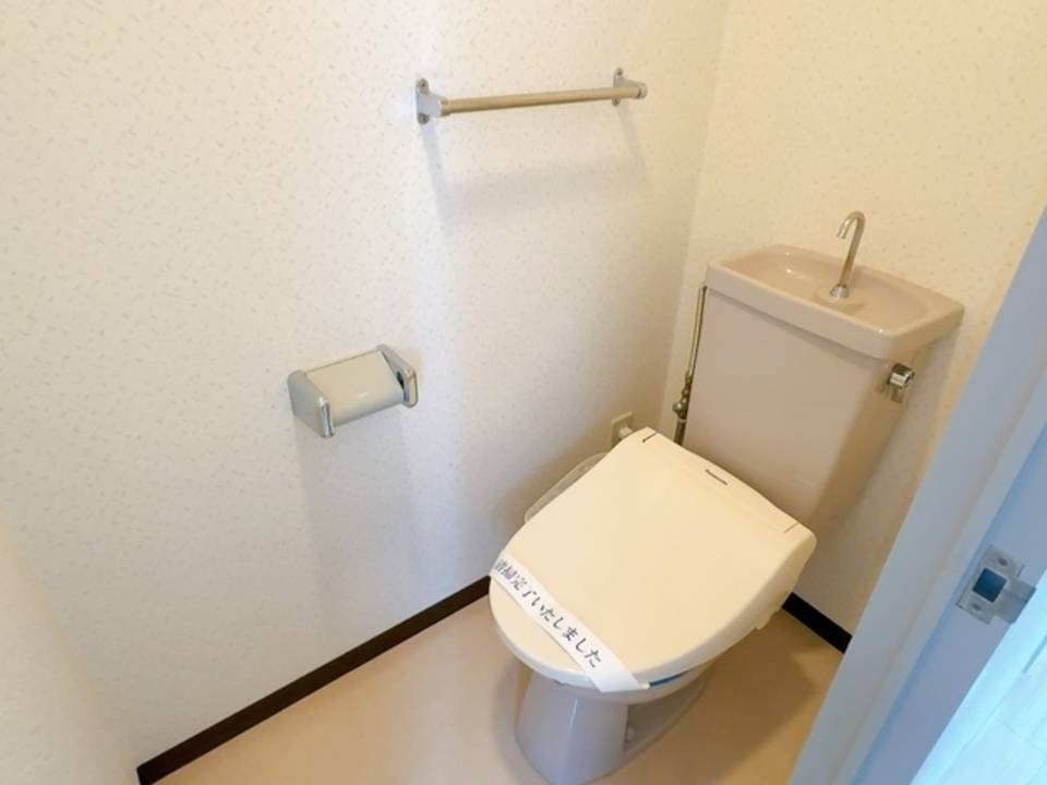 トイレ　トイレ
