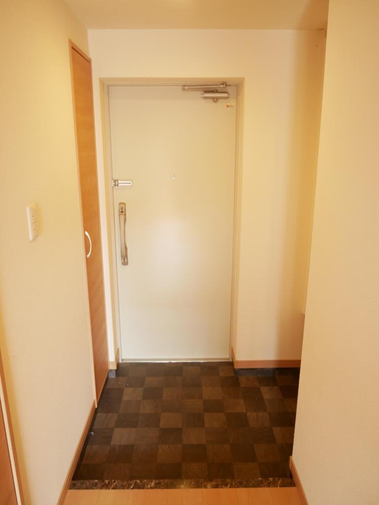 モデスタの玄関写真