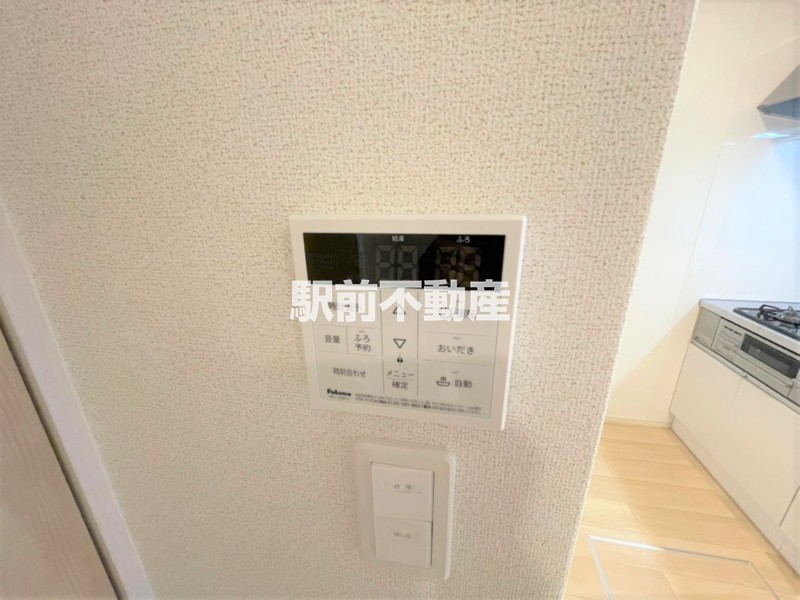 アイメニーエヌケー Vの内装写真
