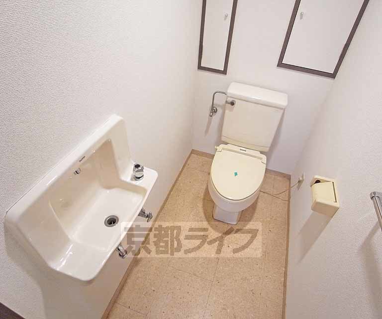 トイレ　３階のおトイレです。