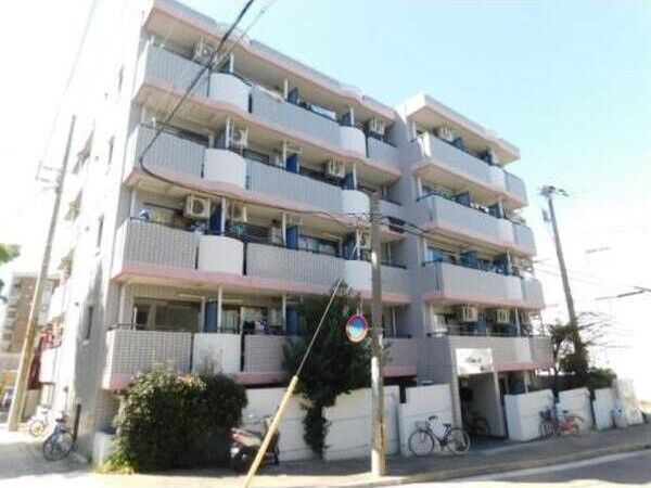 建物外観　外はこのようになっています