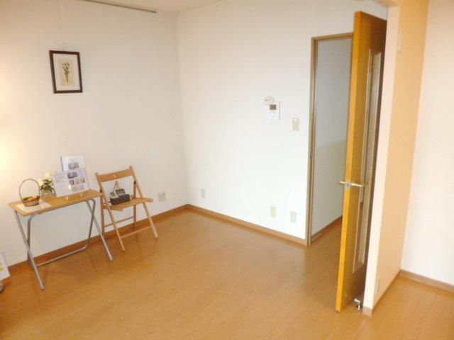 リトルウッズ千代田の内装写真