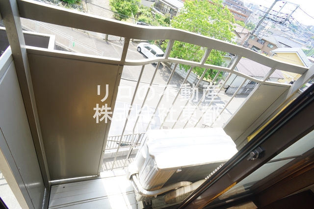 バルコニー　バルコニー付！お天気のいい日は洗濯物も気持ちよく干せますね！