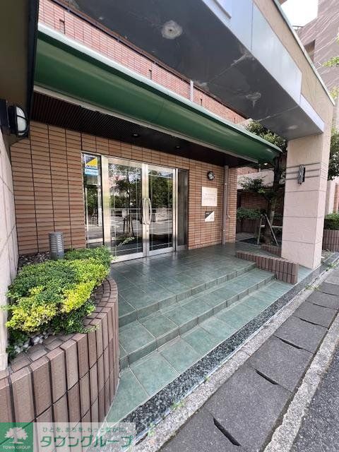 エントランス　バルコニー