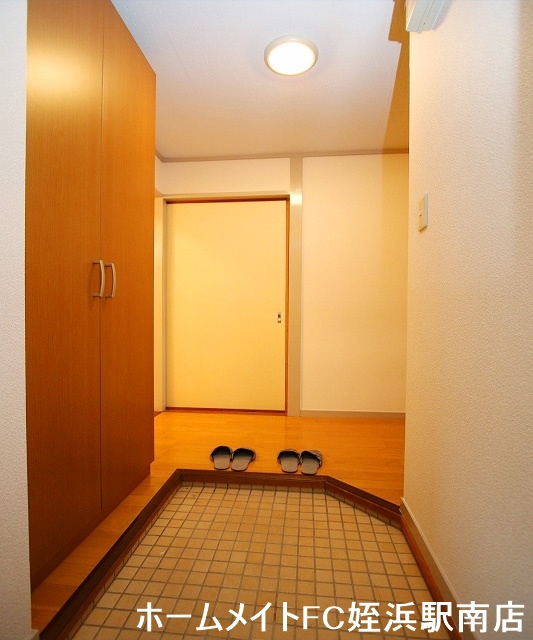 玄関　★玄関回りも広々スッキリ！★参考写真