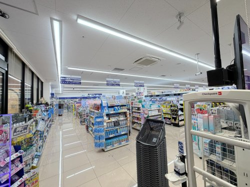 ドラックストア　welcia イオンタウン豊中庄内店（ドラッグストア）まで582m