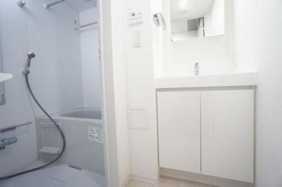 洗面設備　※別部屋の参考写真です。