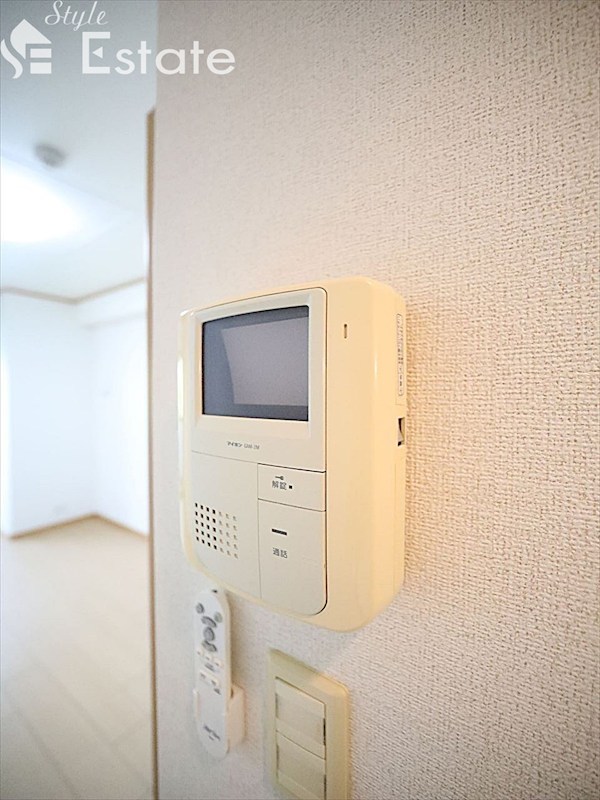 セキュリティ　モニター付きインターホン
