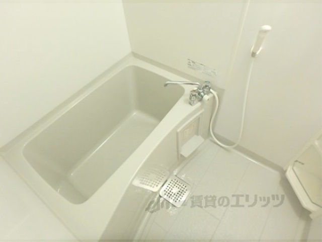バス・シャワールーム　ゆったりしたお風呂です