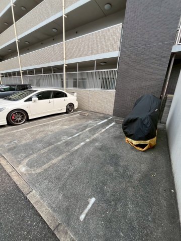駐車場　駐車場完備です