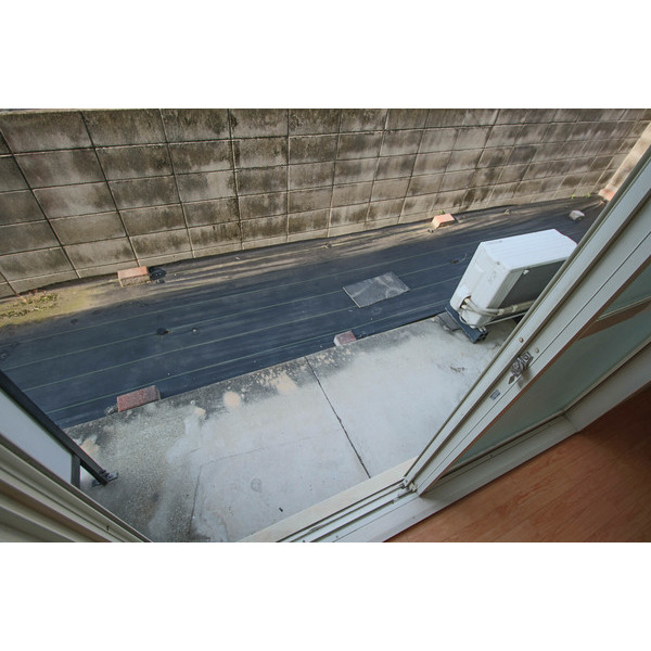 庭　１階のお部屋です