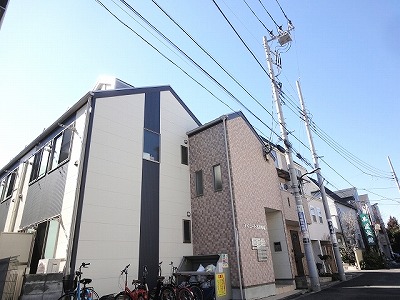 建物外観　おしゃれなペンション風