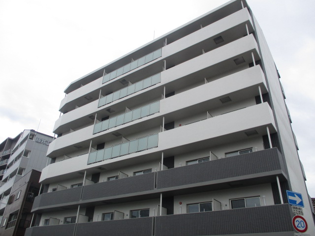 大阪市住之江区南加賀屋のマンションの建物外観