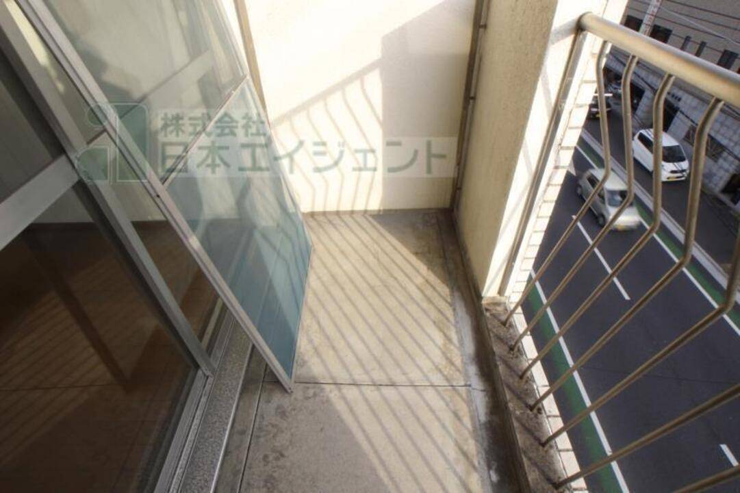 バルコニー　バルコニー