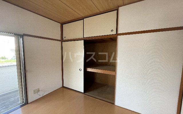 【竹内荘・店舗IIの収納】