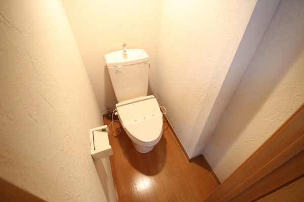 【メゾン・ドゥのトイレ】