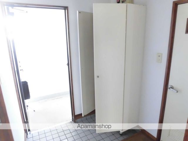八百真マンション小島の玄関写真