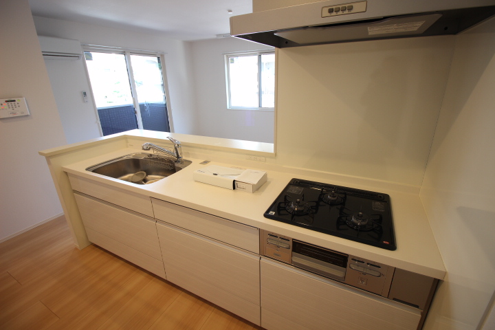 キッチン　３０２号室の写真