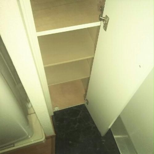 収納　シューズボックス