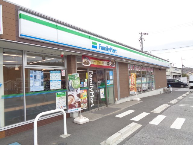 コンビニ　ファミリーマート　彦根松原店（コンビニ）まで400m