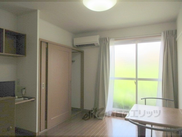 居室・リビング　洋室