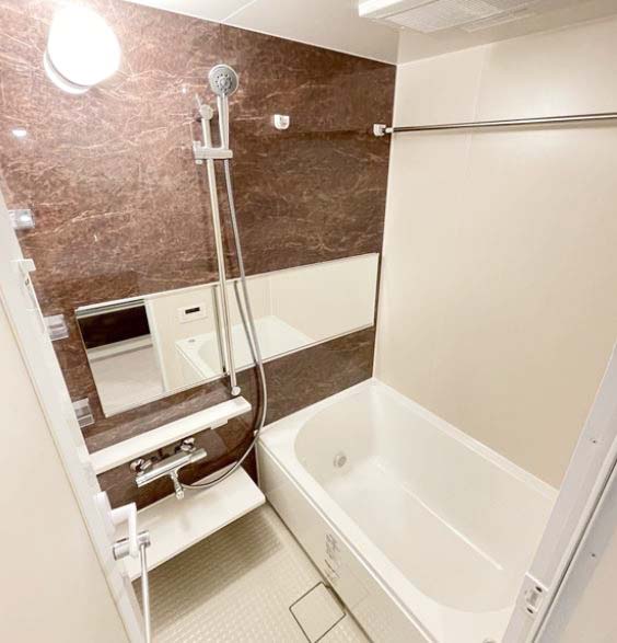 バス・シャワールーム　★追い焚き、浴室乾燥機付きバスルーム★