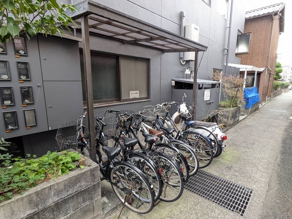 駐車場　駐輪場