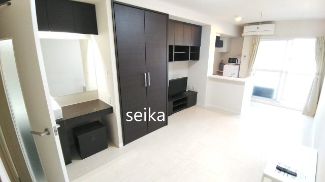 居室・リビング　※反転タイプ