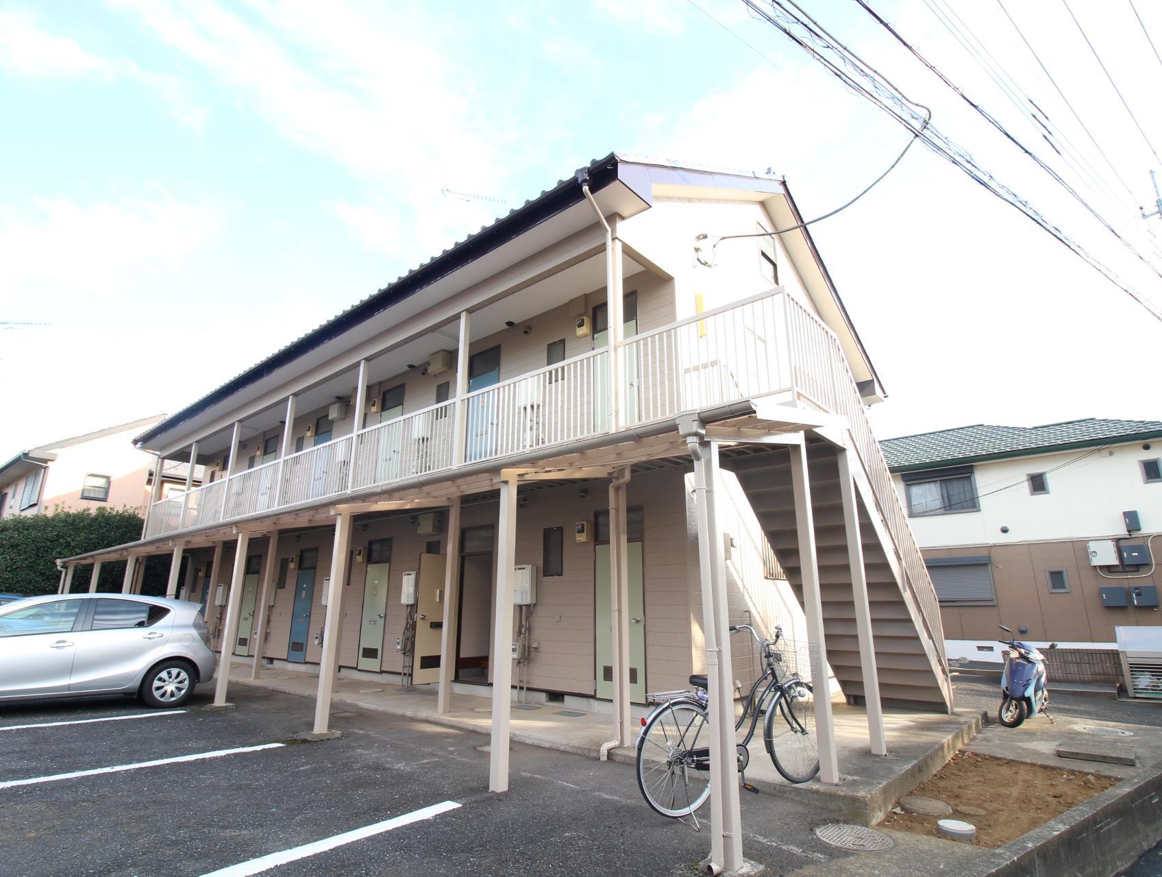 野田市山崎のアパートの建物外観