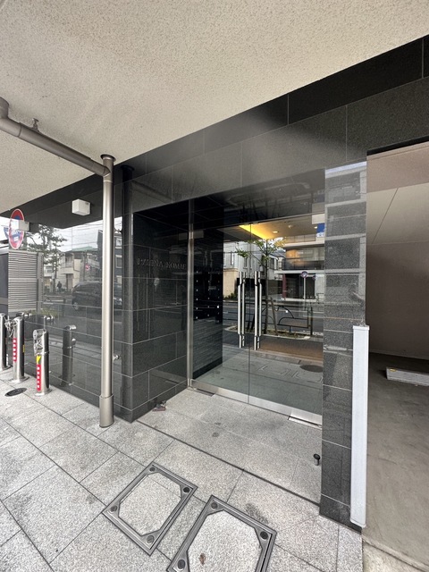 エントランス　エントランス