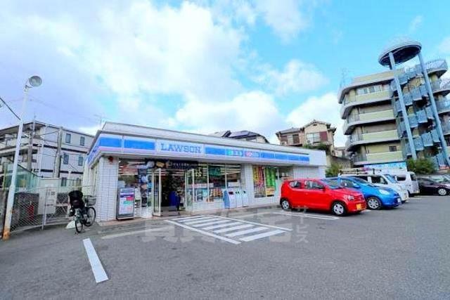 コンビニ　ローソン　吹田円山町店（コンビニ）まで422m