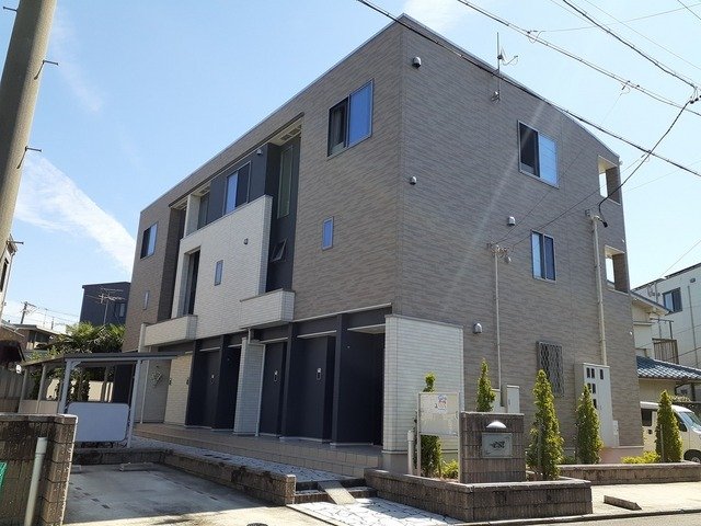 名古屋市東区矢田のアパートの建物外観