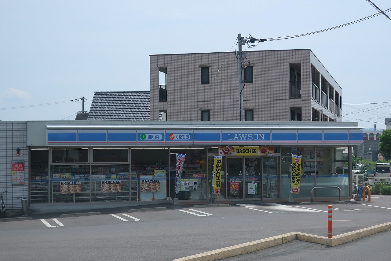 コンビニ　ローソン丸亀津森町宮浦店（コンビニ）まで536m