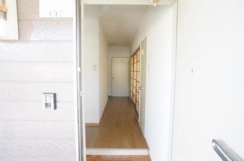 玄関　図面と現状に相違がある場合には現状を優先