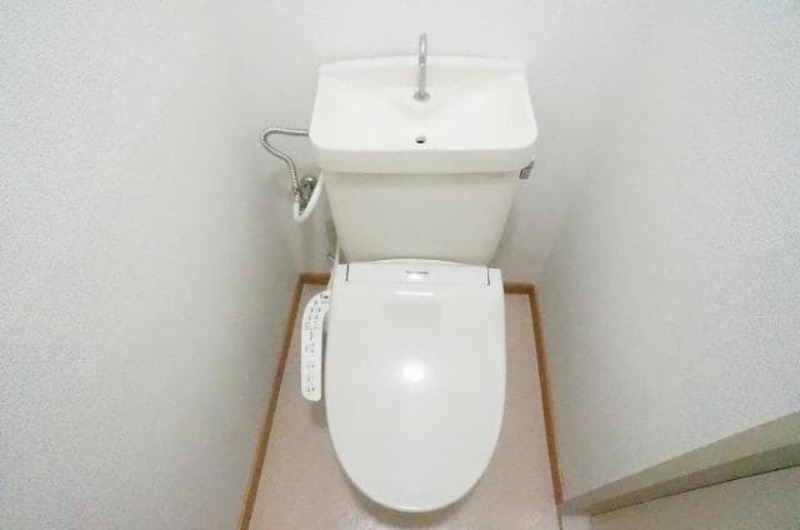 トイレ　図面と現状に相違がある場合には現状を優先