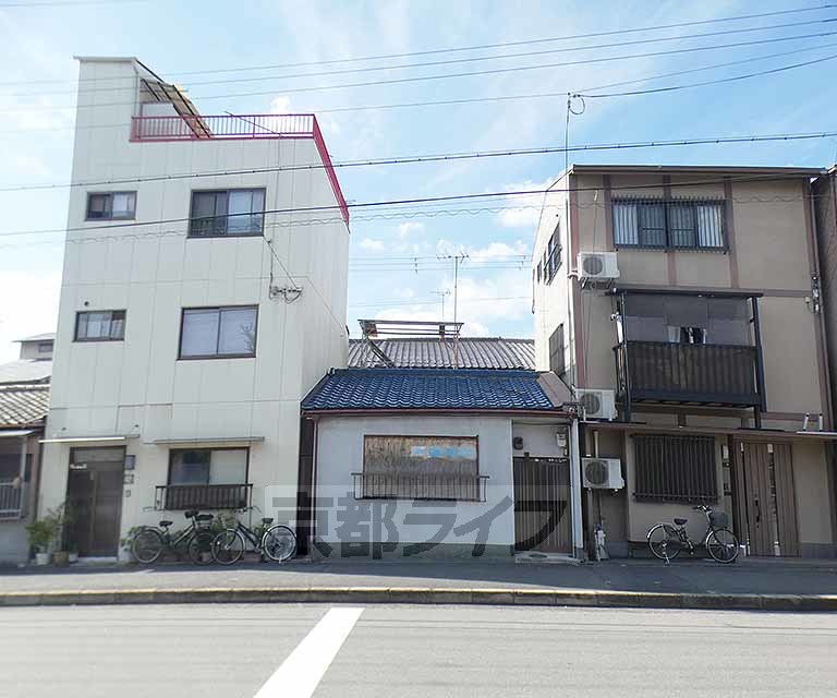 一乗寺赤ノ宮町戸建店舗住宅の建物外観